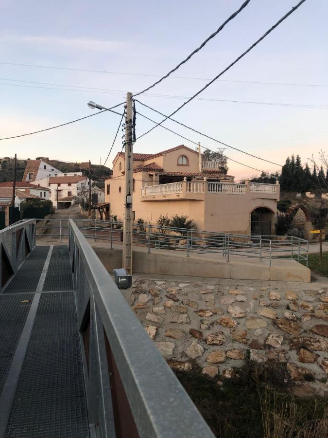 Casa Rural El Huerto Del Trucho Oliete Bagian luar foto