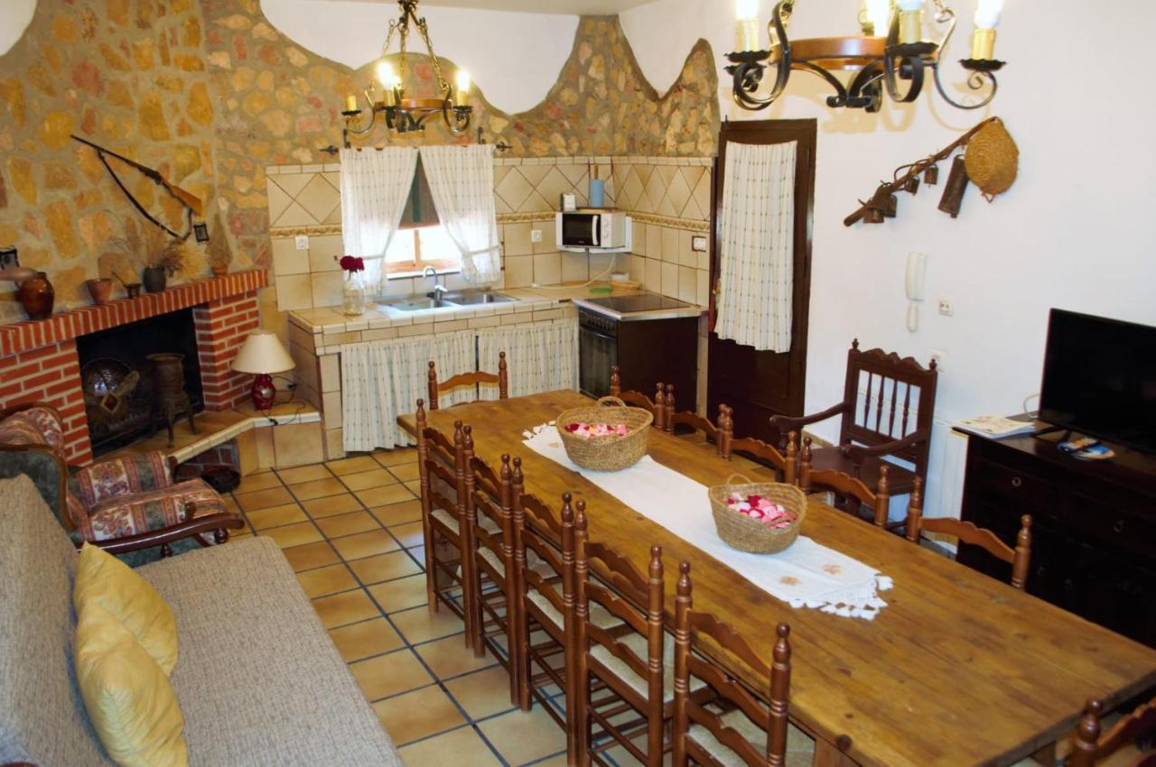 Casa Rural El Huerto Del Trucho Oliete Bagian luar foto